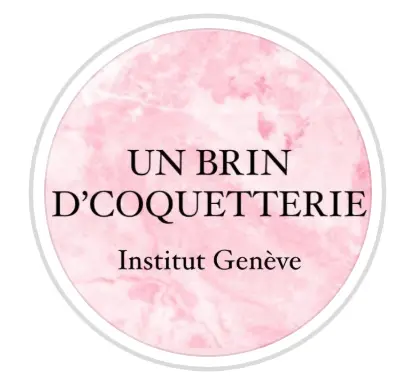Un brun d'Coquetterie Institut de beauté